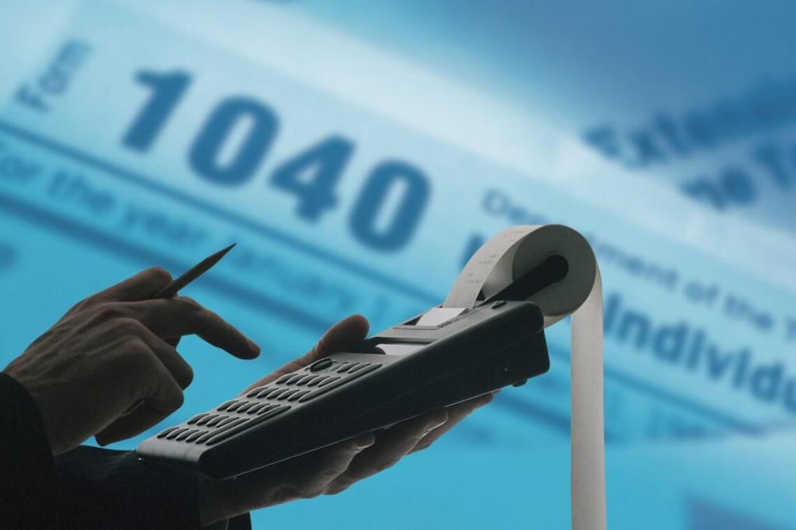 Kansas therapy business owner didn't hand over taxes to IRS for years, feds say