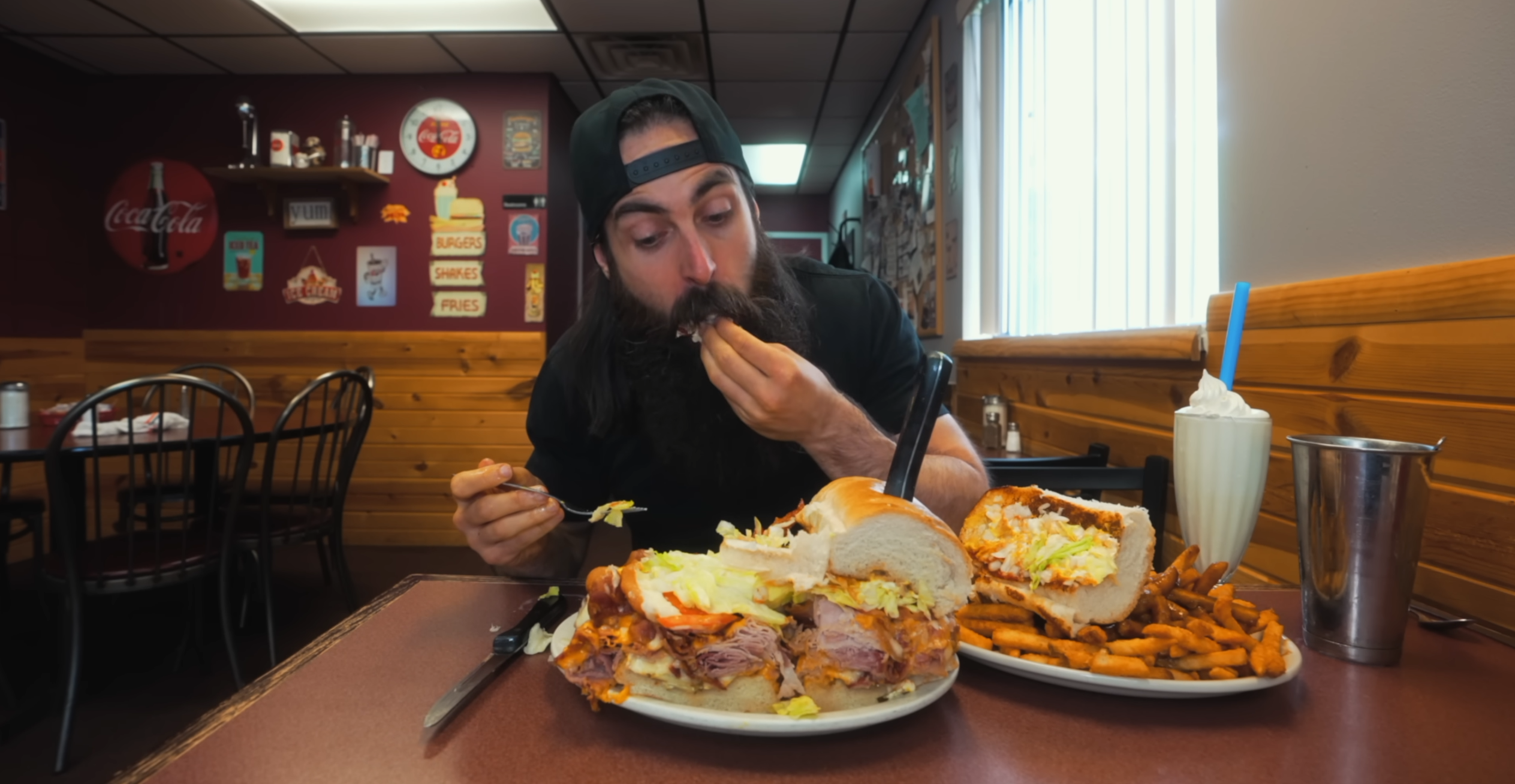 You only get 30 minutes to finish this giant deli sandwich challenge in ...
