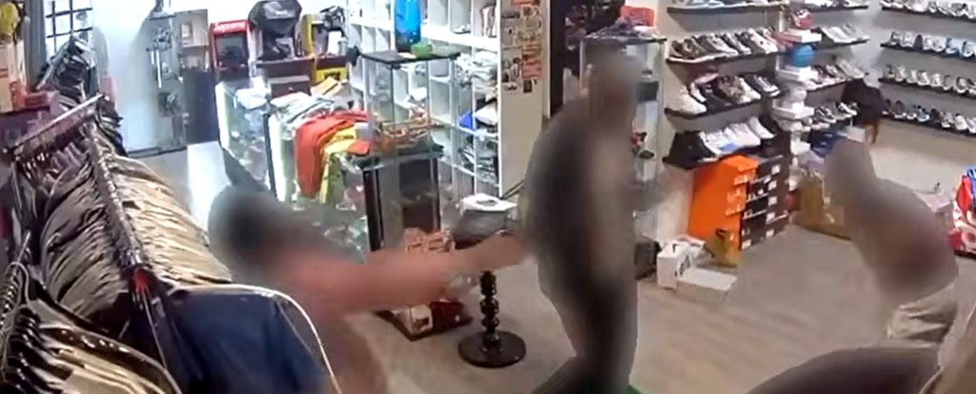 Woman with carry permit turns tables on thug beating up her boyfriend