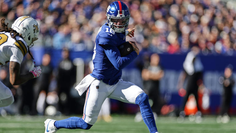 JJ McCarthy reacts to being named Giants QB1 over Winston after leading ...