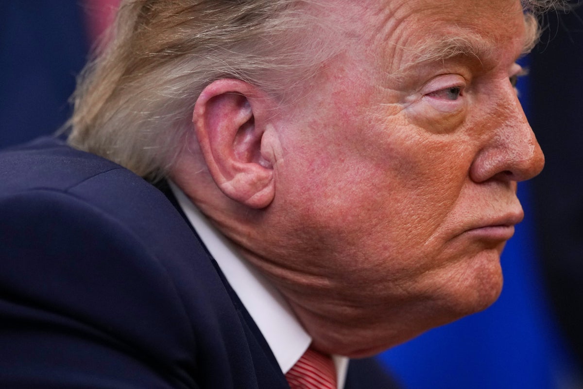 Trump’s outburst at reporter has social media questioning his health