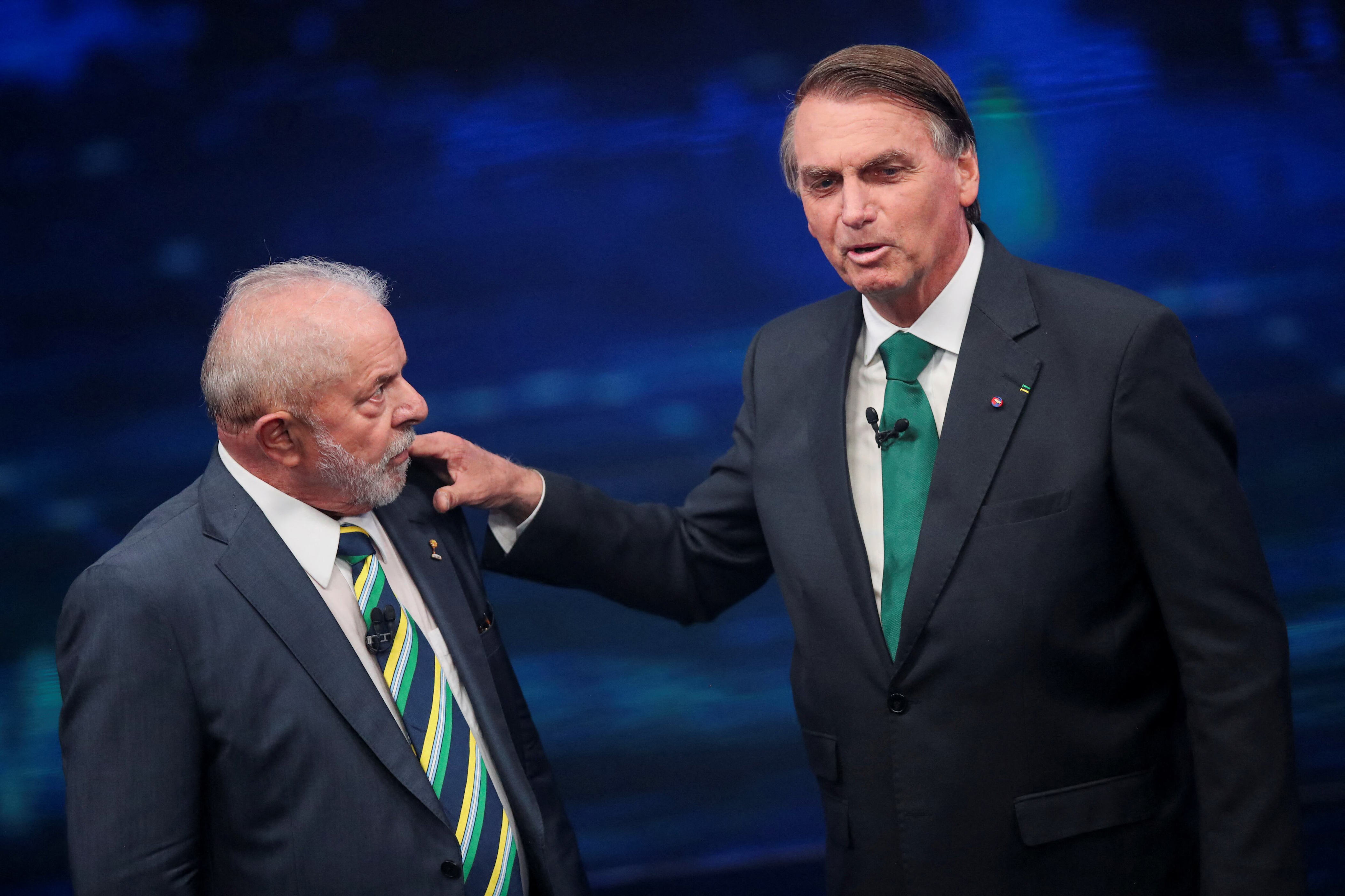 Mobile phone theft emerges as key campaign issue in Brazilian runoff ...