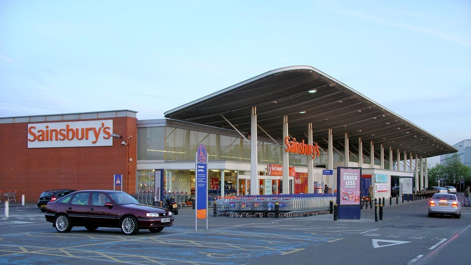 Smyths, Tesco and Sainsbury's slash toy prices ahead of Christmas by up ...