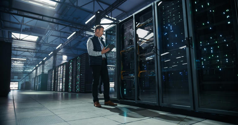 Major websites in US and Europe go dark as operators race to protect ...