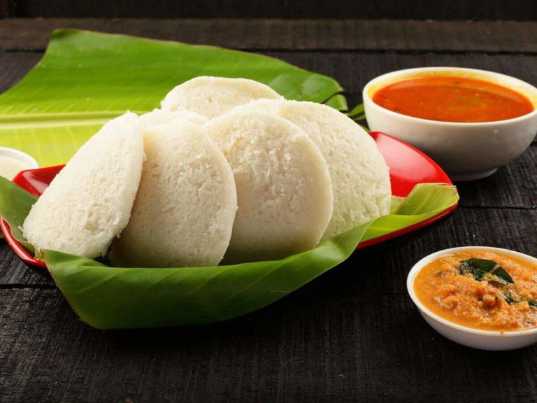 Butter chicken idlis outrage netizens as bizarre fusion dish combining ...