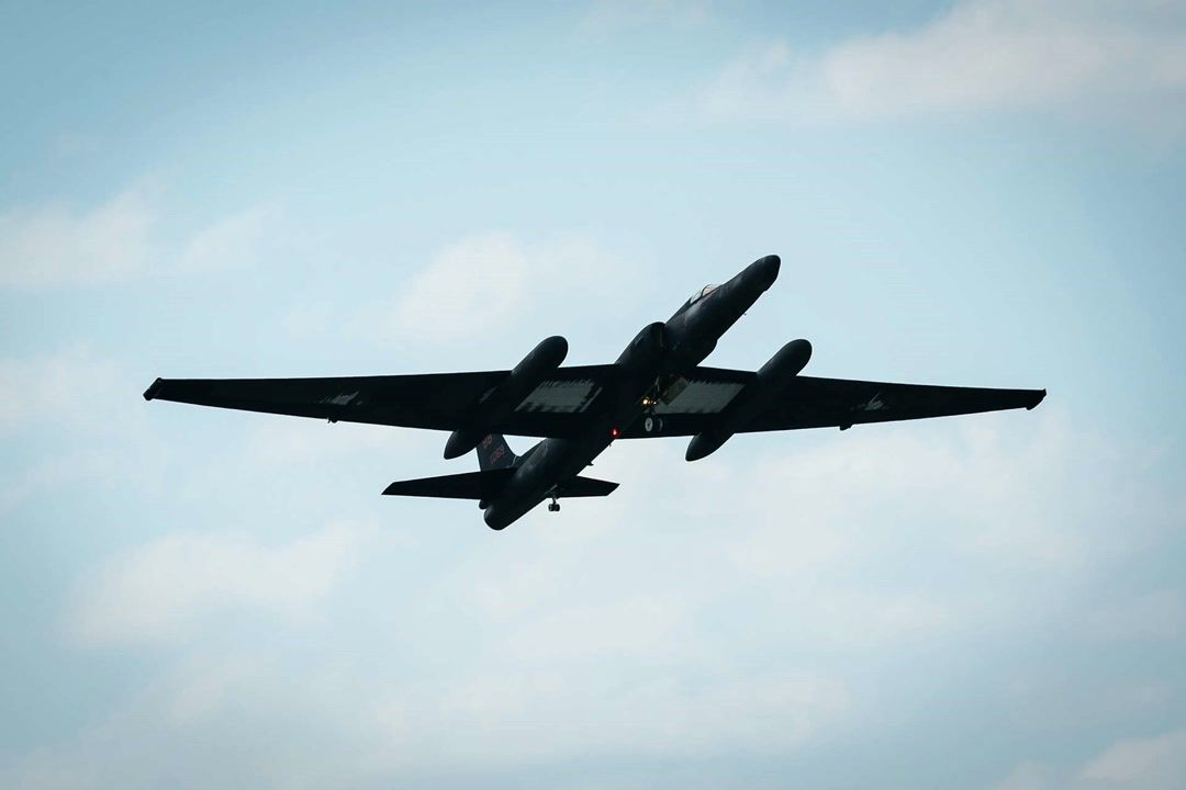 Rare government spy plane spotted flying over Bay Area 49ers game