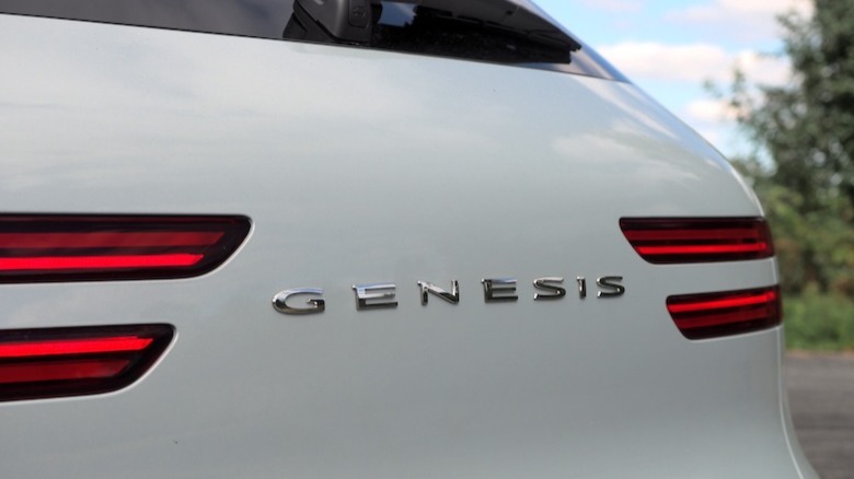 This 2027 Genesis GV70 Prestige Graphite flips the script on luxury ...
