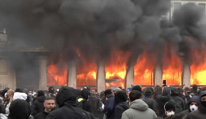 Shopkeeper goes viral after defending store during the France riots as ...