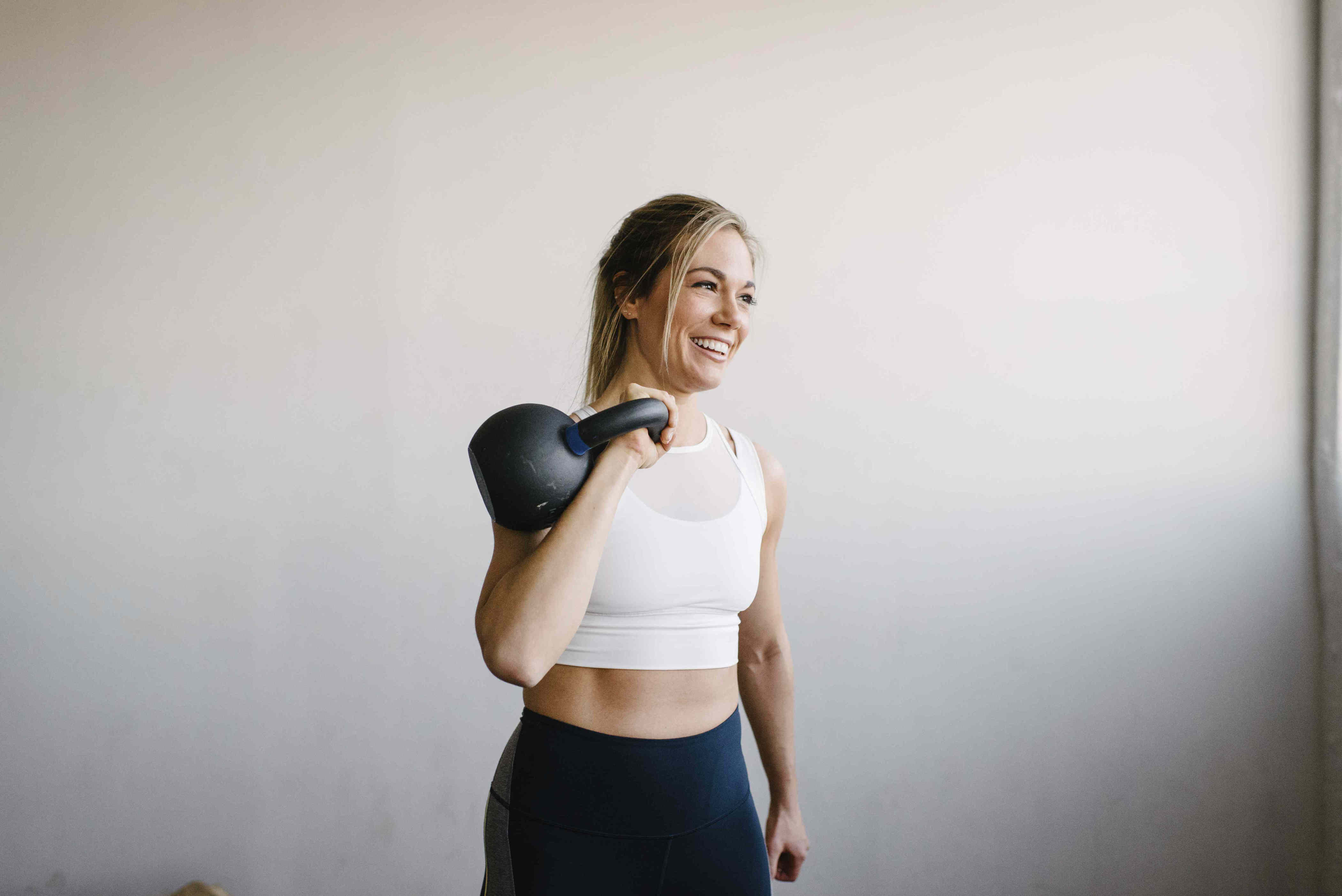 5 standing exercises that strengthen your abs better than crunches
