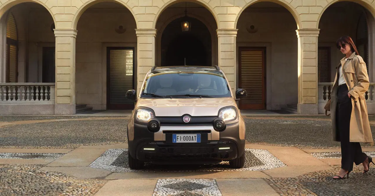 Fiat Pandina tributo Autobianchi: l'omaggio di Stellantis alla Y10