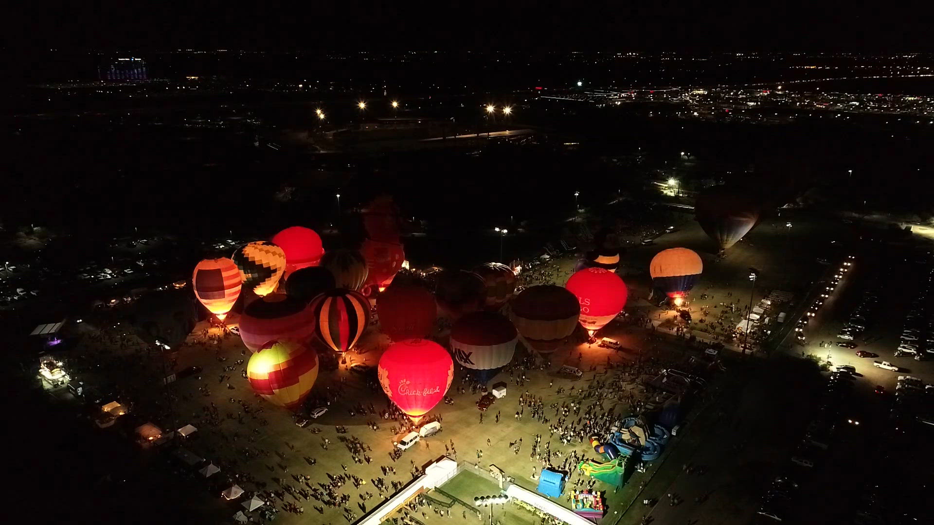 Halloween takes flight at the Spooktacular Balloon Festival