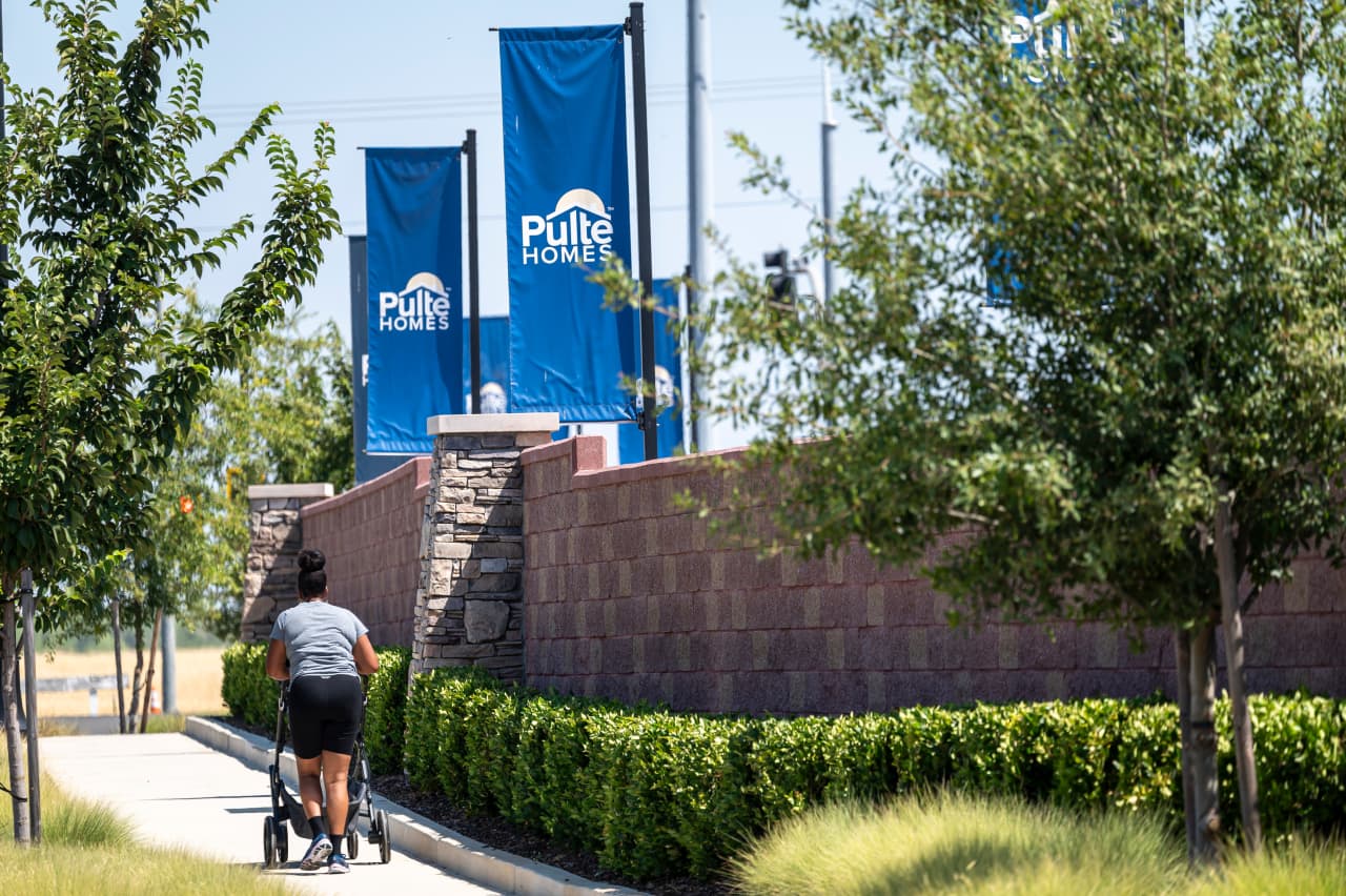 PulteGroup's earnings are expected to drop. But keep your eye on this metric instead.