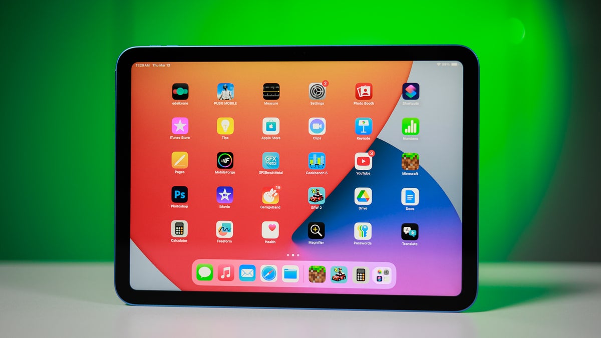 The next T-Mobile Tuesdays freebie is a frickin' $599 iPad