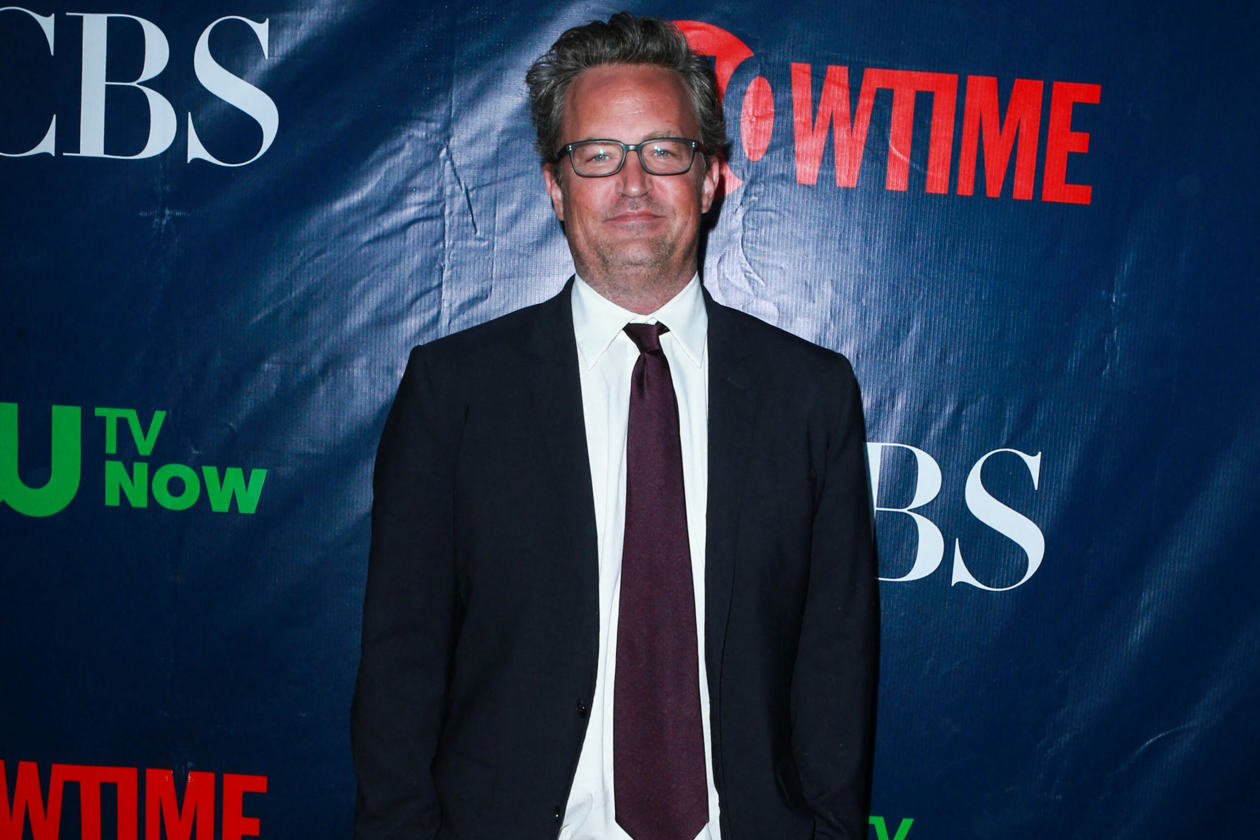 Matthew Perry’s wedding bliss on ‘Friends’ masked a devastating reality ...