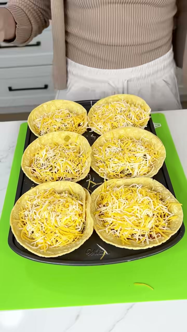 Ground beef enchilada cups