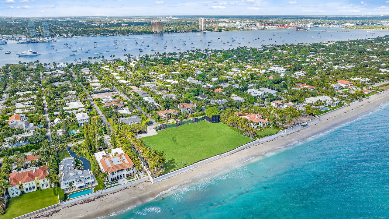 The superrich are buying $100 million mansions just to tear them down
