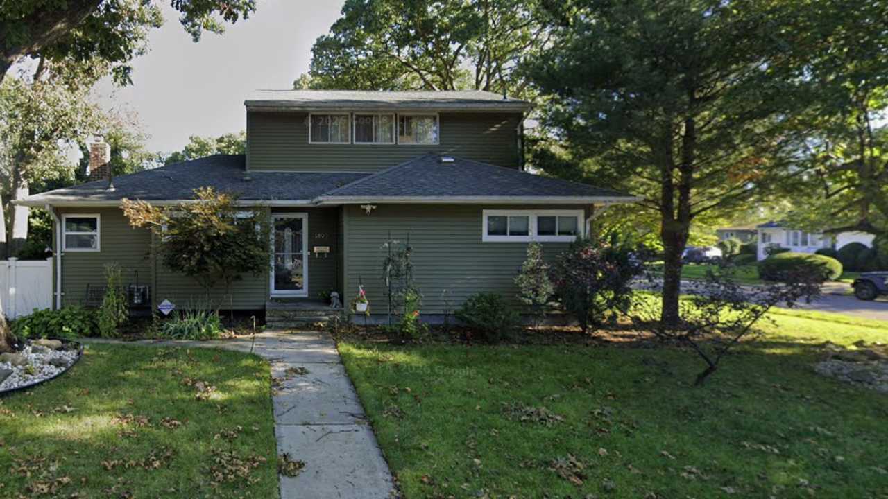 Serial killer Joel Rifkin’s home on Long Island sold