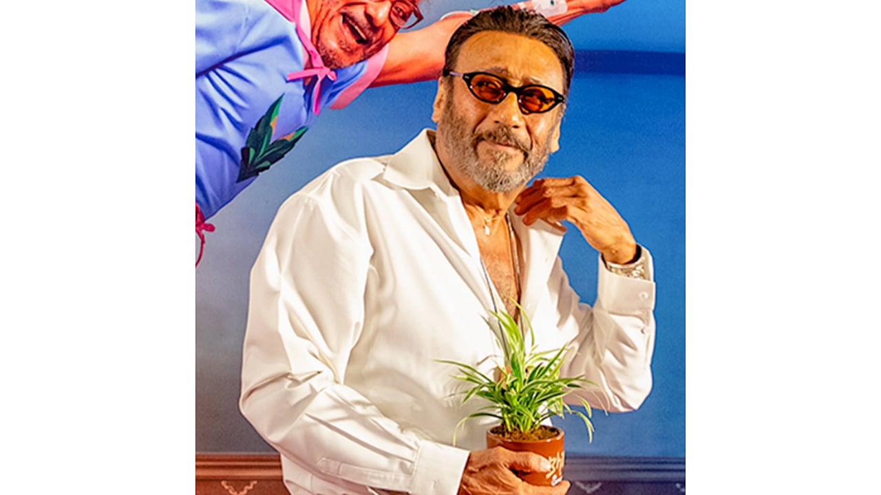 What Jackie Shroff told fan who was shot during the Tiger Shroff firing ...
