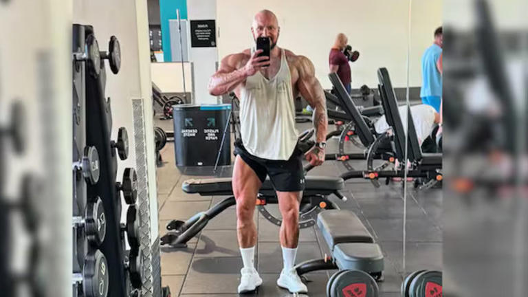 ‘Incredibly painful’: Bodybuilder, 33, dies after collapsing on stage