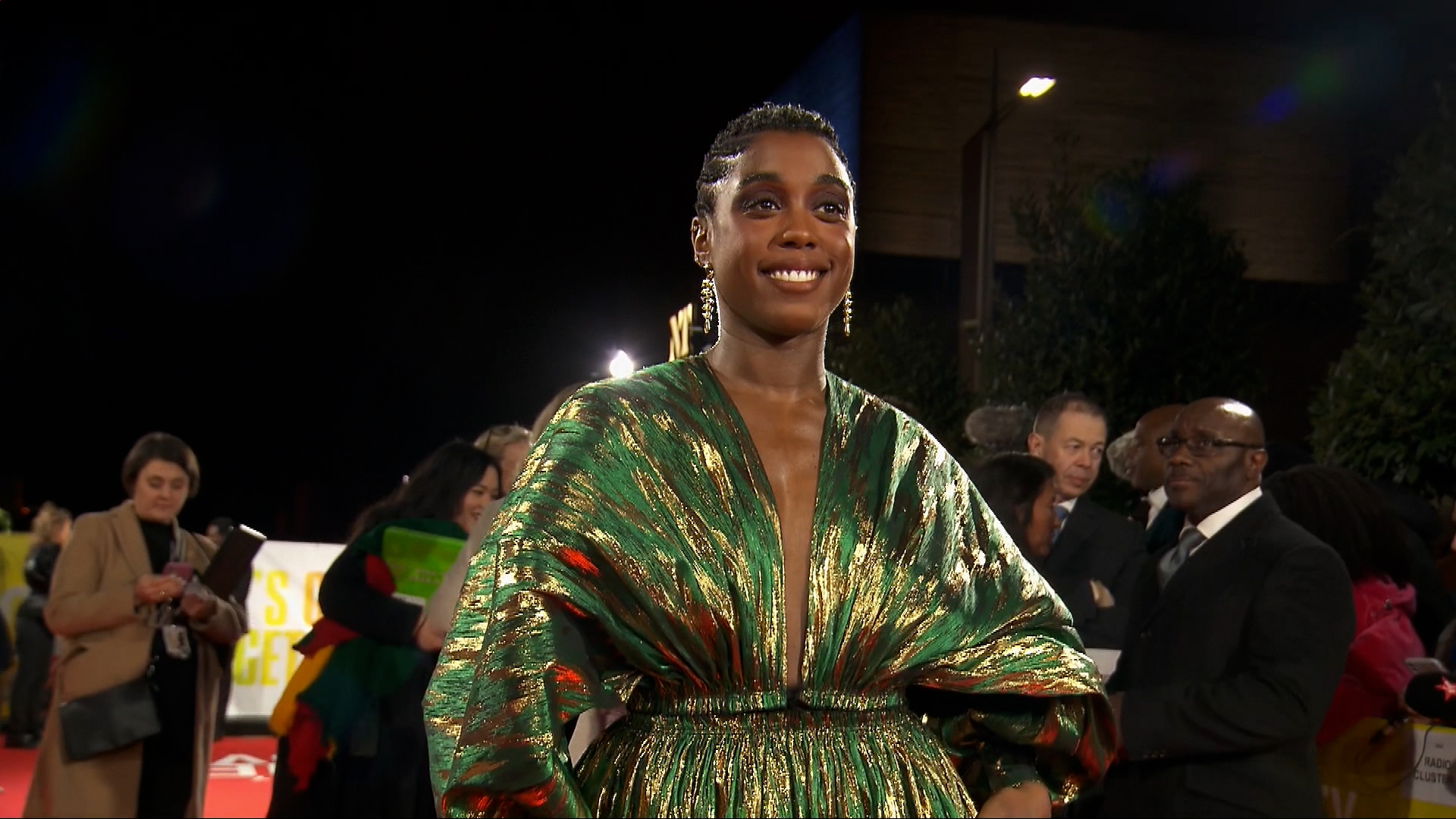 Ousada, bela e imparável: os momentos em que Lashana Lynch mais brilhou ...
