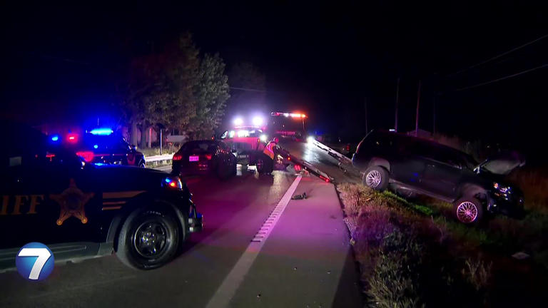 Driver runs from scene of multi-vehicle crash involving three victims