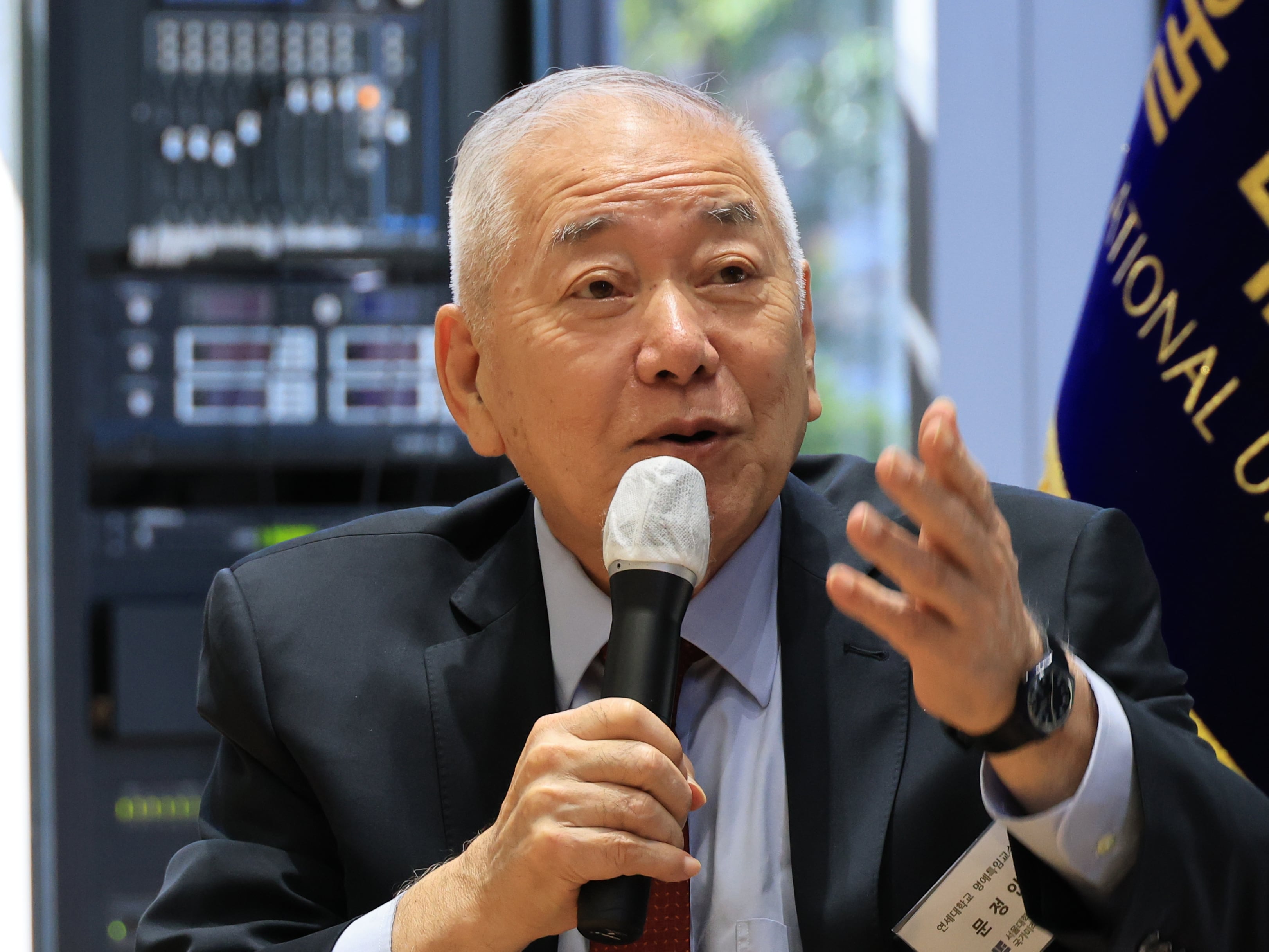 ROK-US alliance 'curse' warns Moon Chung-in