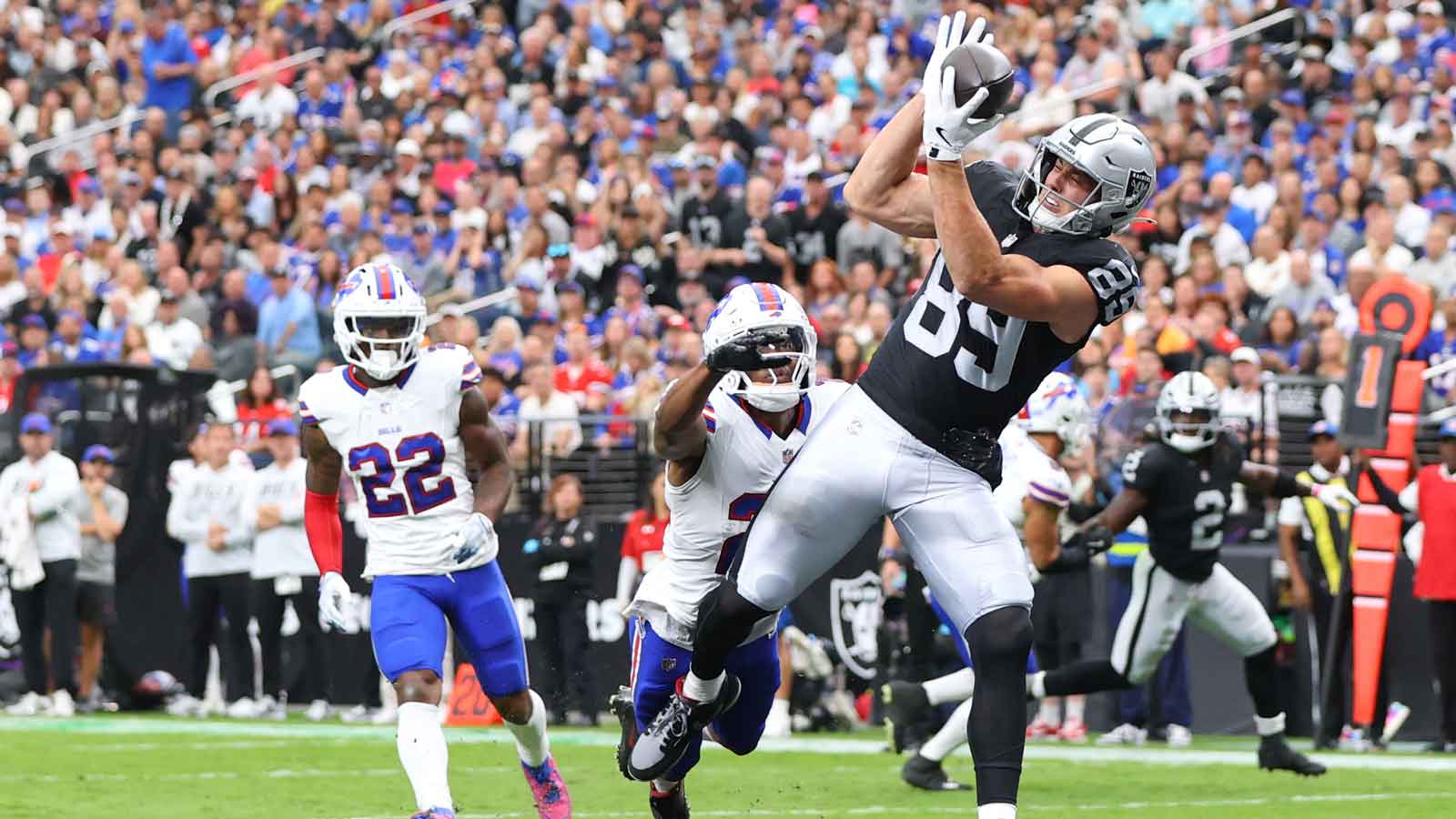 Raiders’ Brock Bowers managing hamstring, calf injuries before Rams game