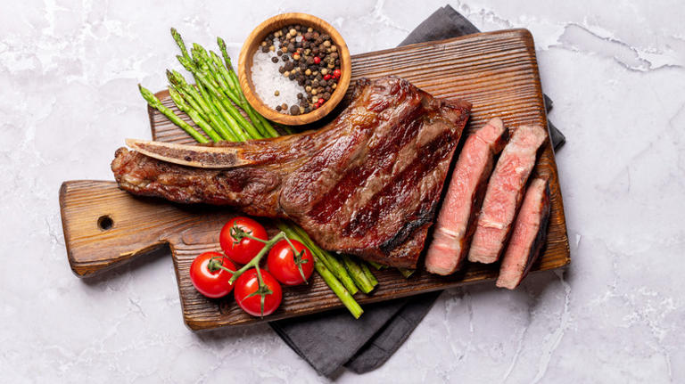 The exact temp to aim for when cooking medium steak