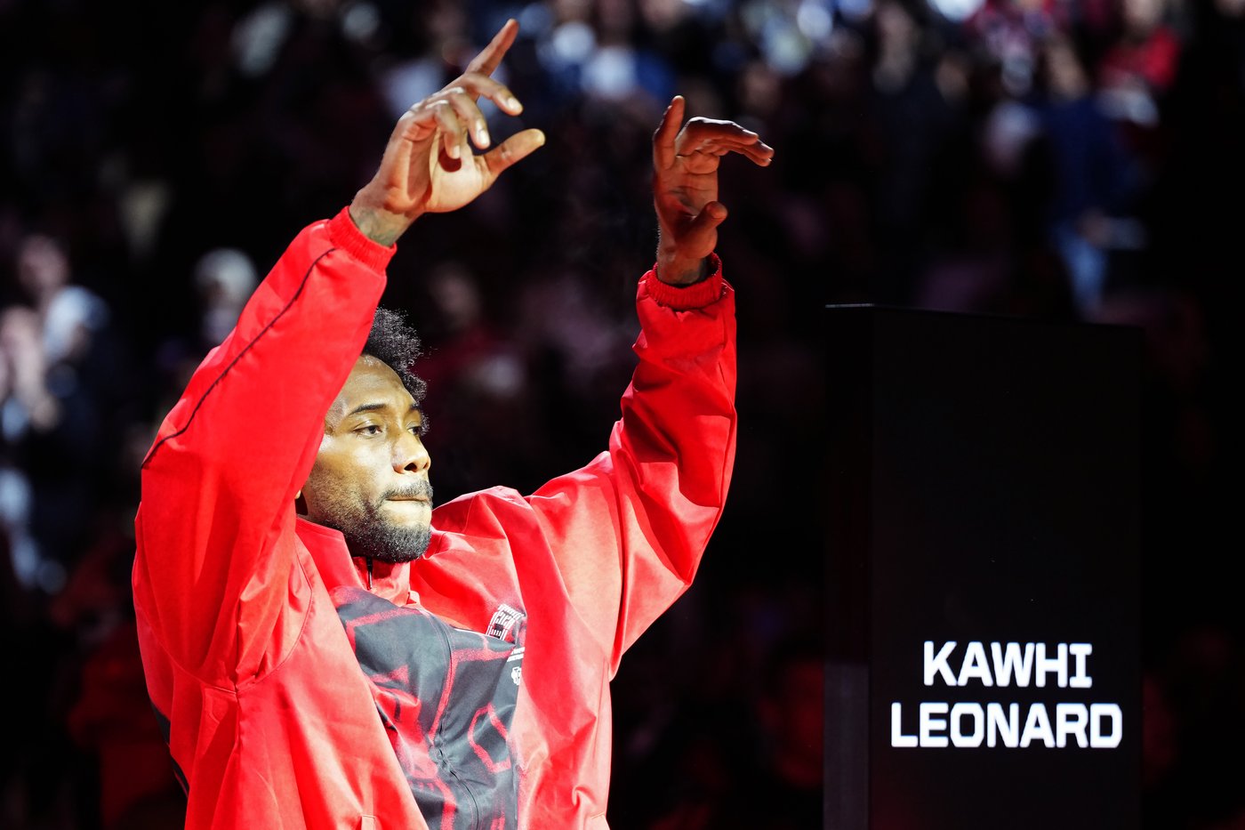 Excitement high as Kawhi Leonard makes Toronto Raptors regular-season debut