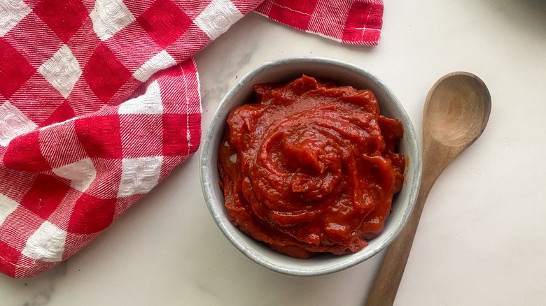 Simple homemade ketchup recipe
