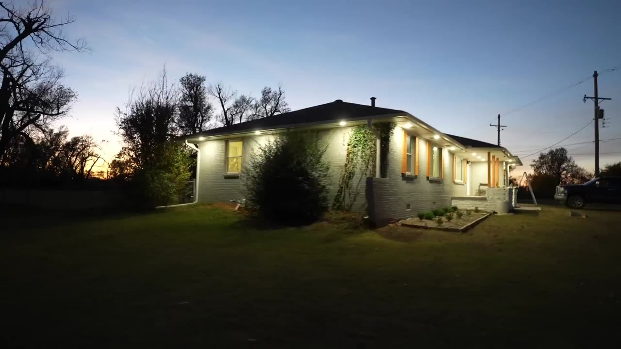He spent $1,800 on 18 lights - then says he doubled his money