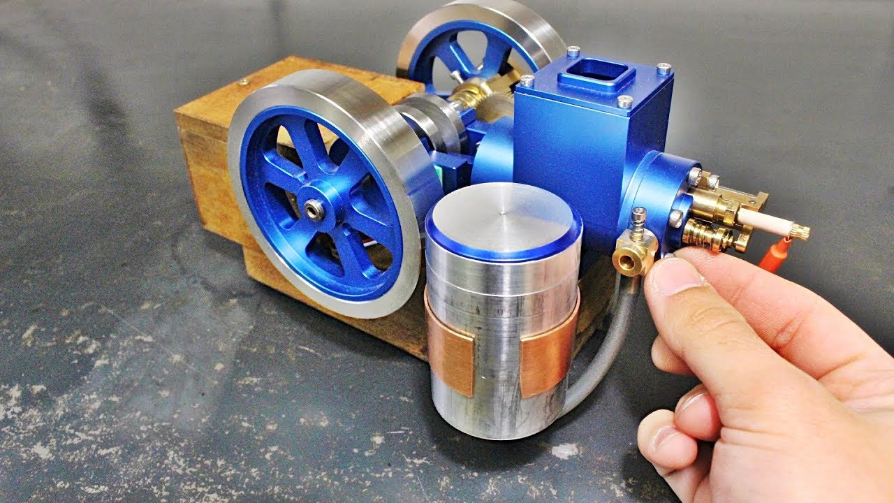 How a Chinese hit and miss model gas engine works