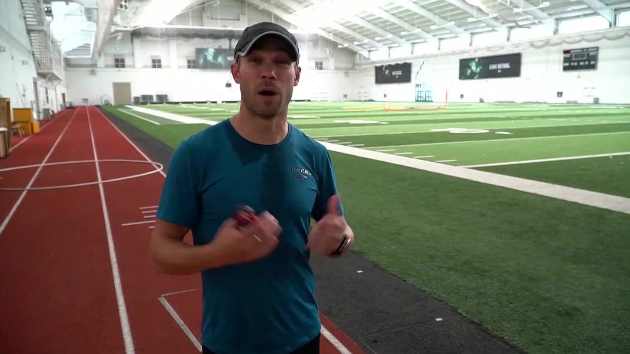 Nick Symmonds does a five-minute core routine for runners