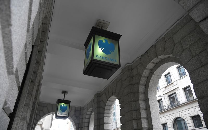 Barclays aumenta el beneficio un 12% y anuncia una recompra de acciones