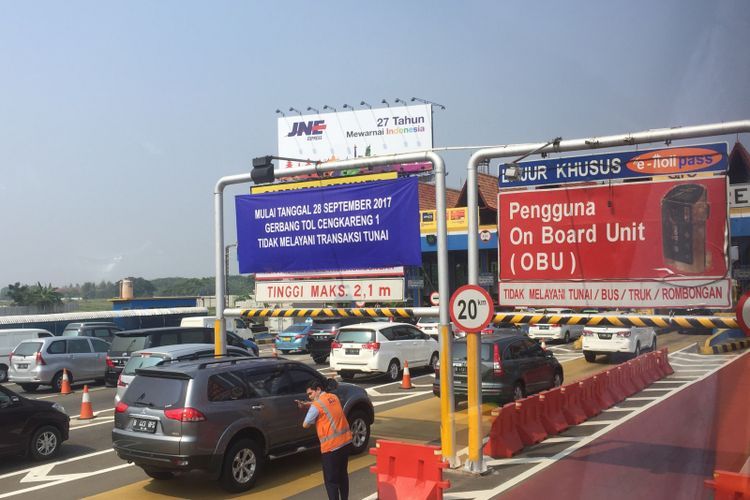 3 cara untuk bayar pintu tol tanpa perlu buka kaca, simak selengkapnya
