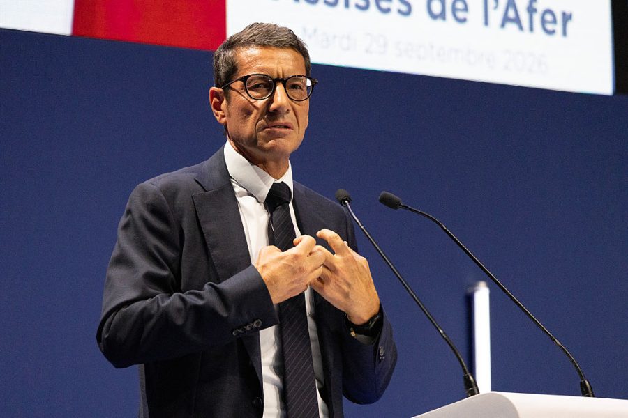 The dark horse who stands to benefit from France’s riots