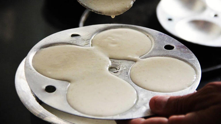 Does steamed idli contain probiotics? Here’s the truth