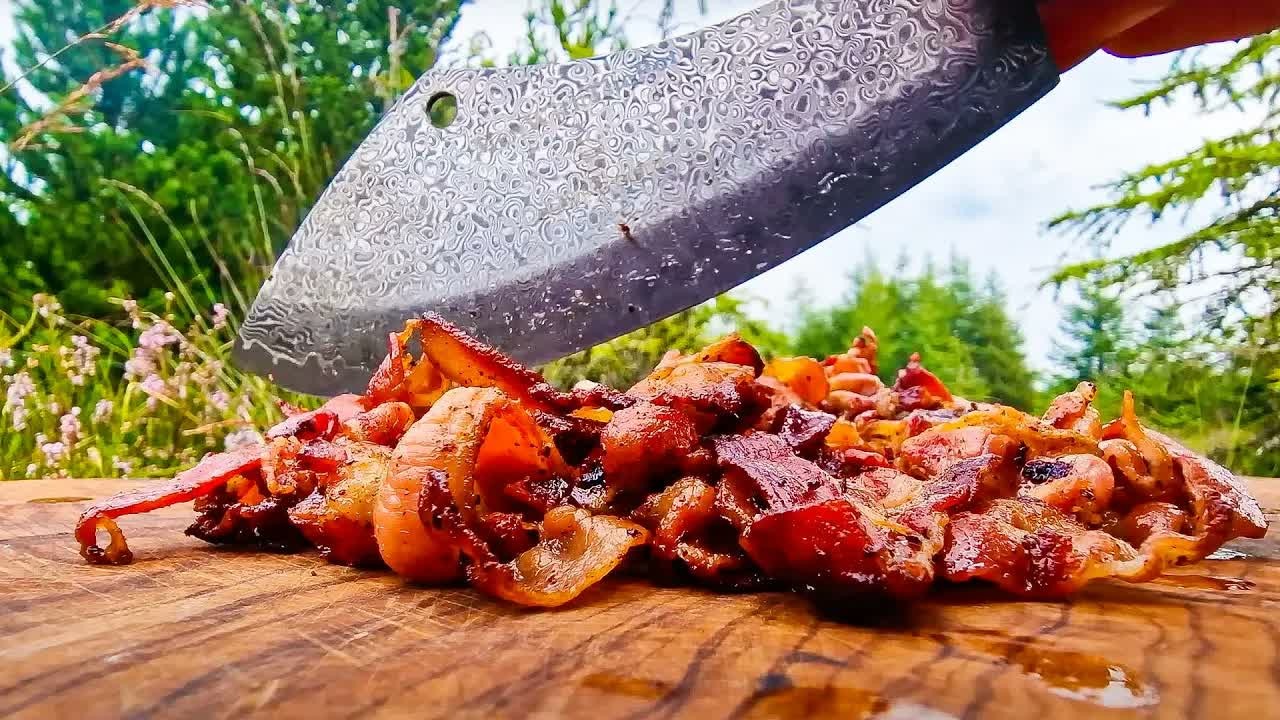 Cheese and bacon bake together in an ASMR cooking session