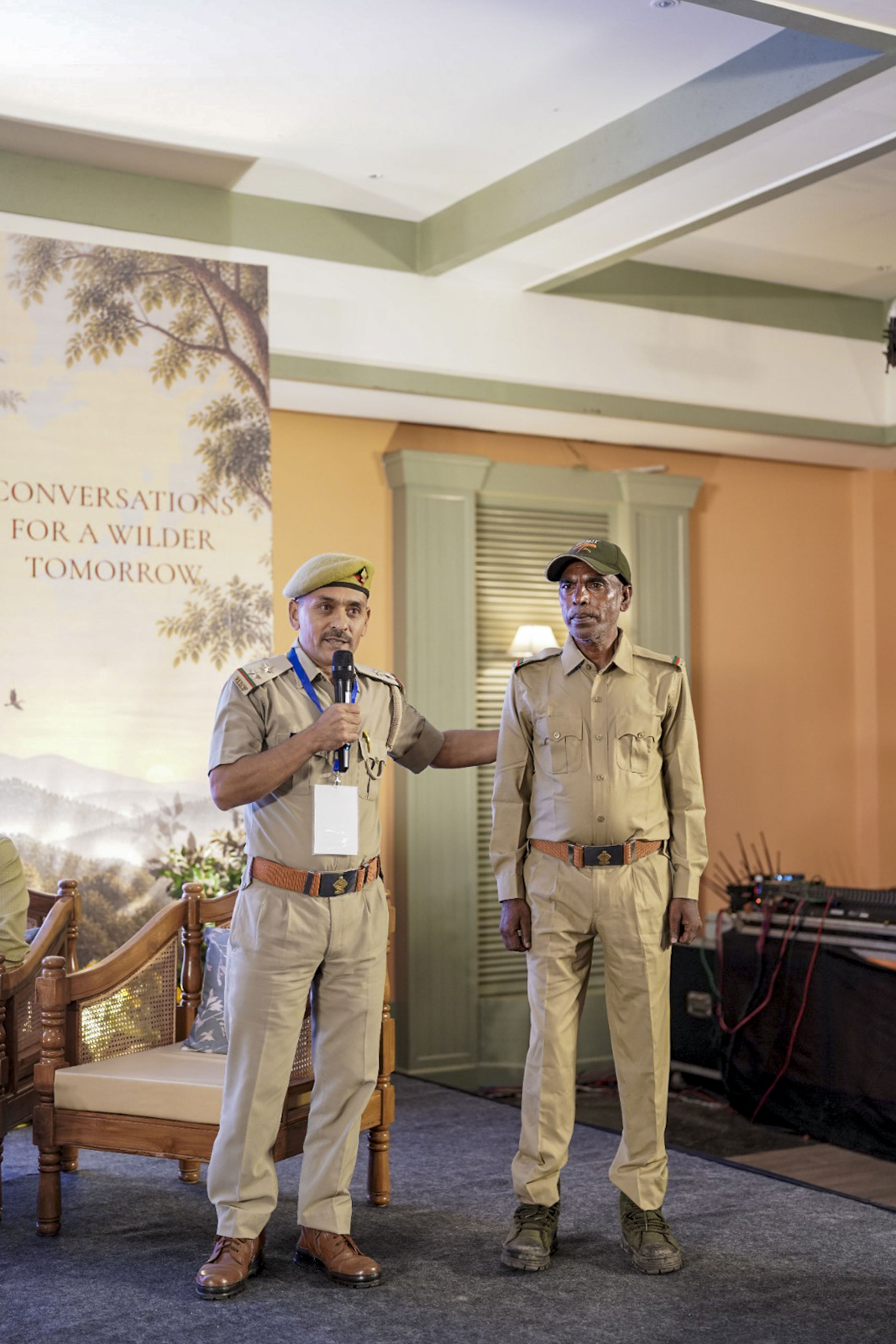 'Galat jagah pakad liya': Forest guard's split-second courage saves ...