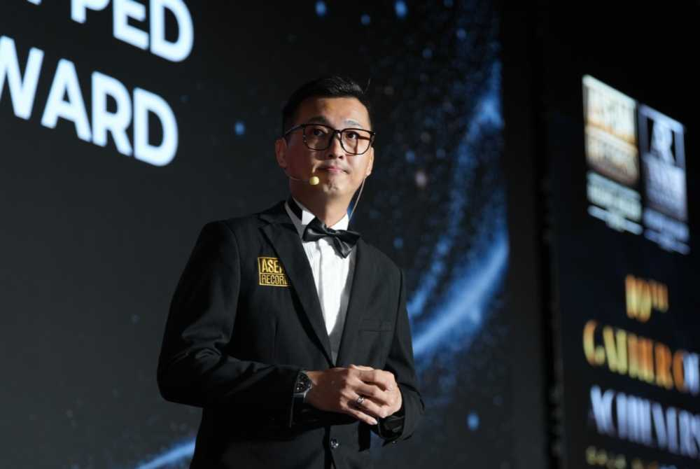 205 records celebrated at ASEAN Records, Asia Records gala night