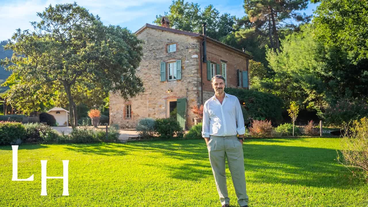 Inside a beautiful 1840 Tuscan cottage surrounded by 8 acres of countryside