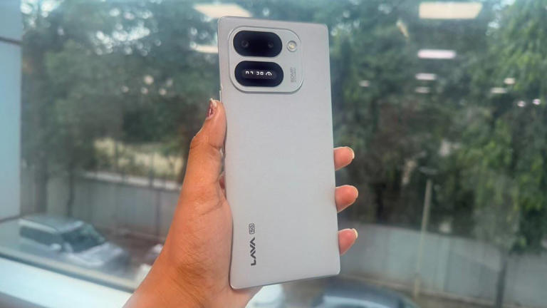 Lava Virat Curve review: A premium experience without the premium price
