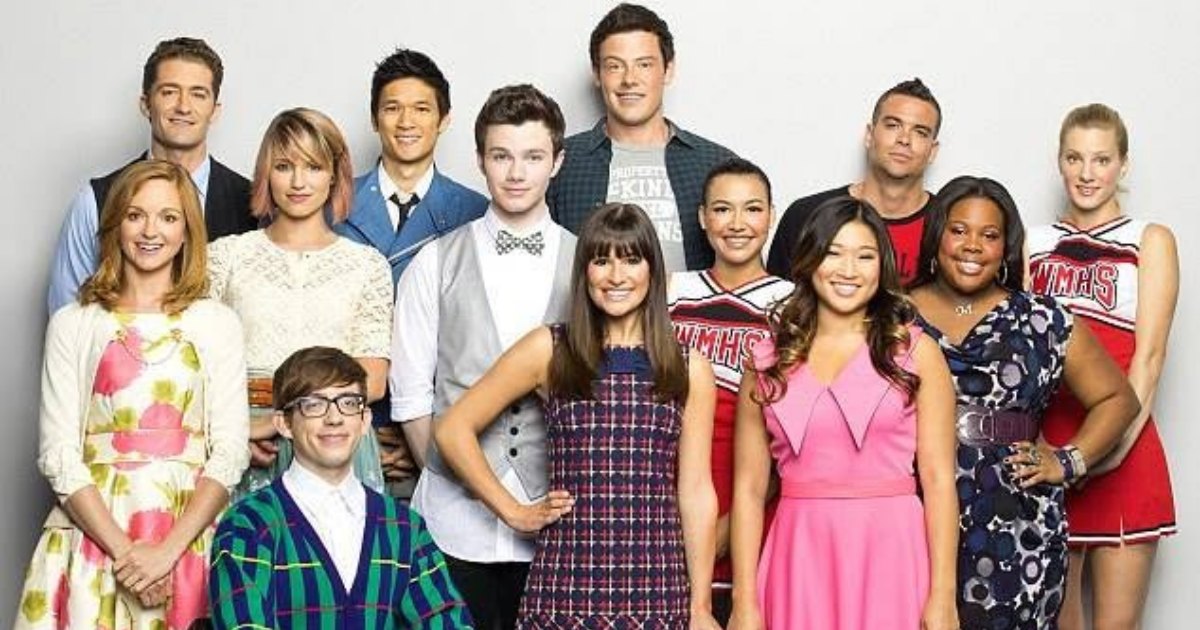 It's official: 'Glee' is coming back with a reboot