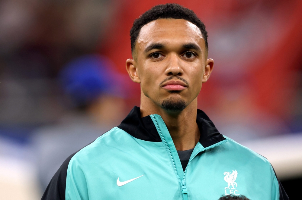 Trent Alexander-Arnold linked with shock Premier League return as ...