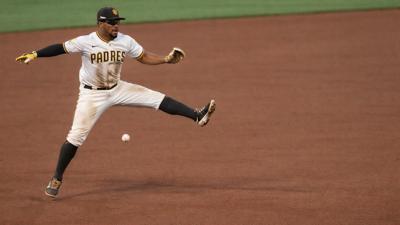 Xander Bogaerts let a ground ball pass between his legs and it helped ...