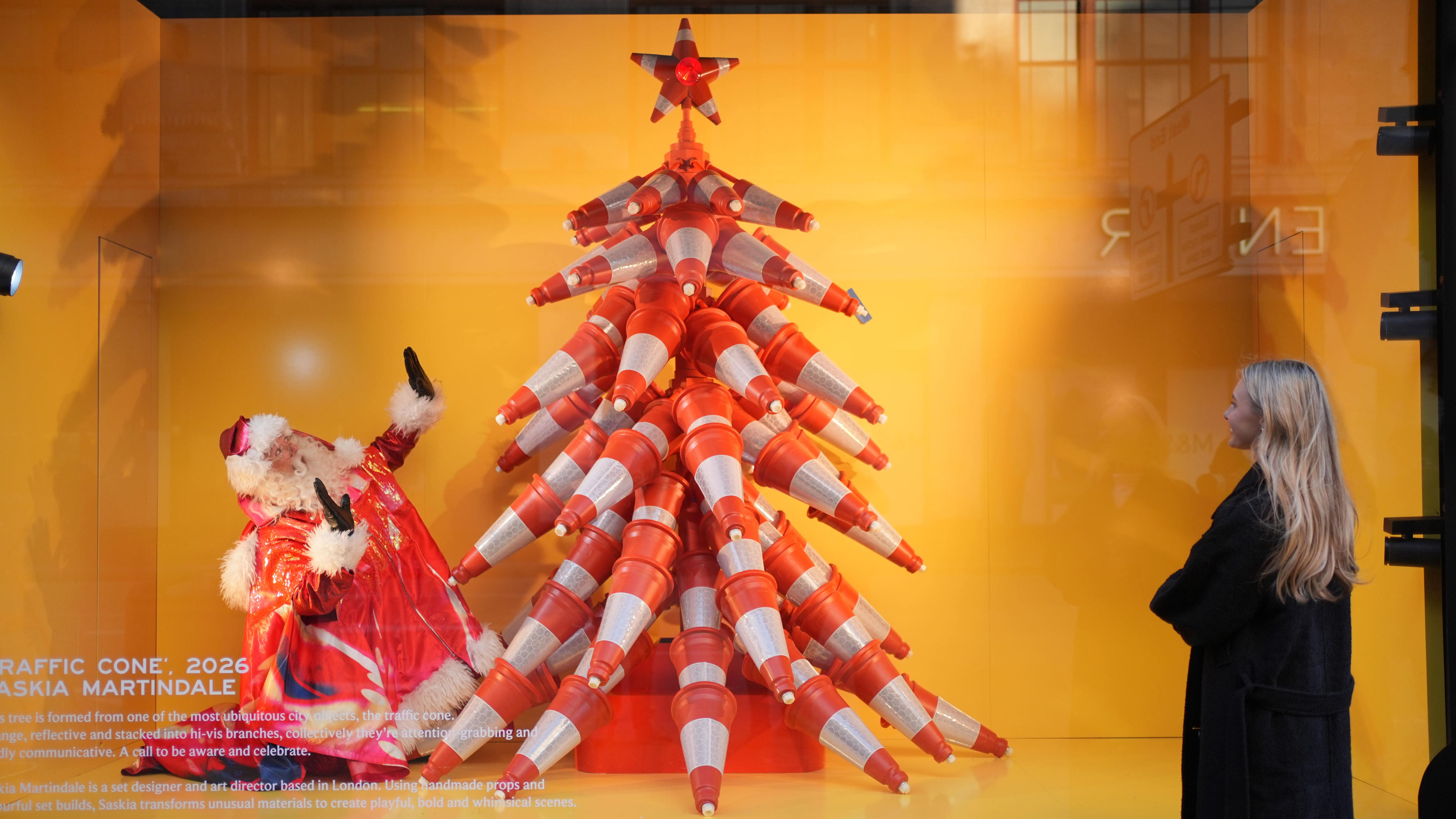 Selfridges unveils Christmas windows with festive scenes from around ...