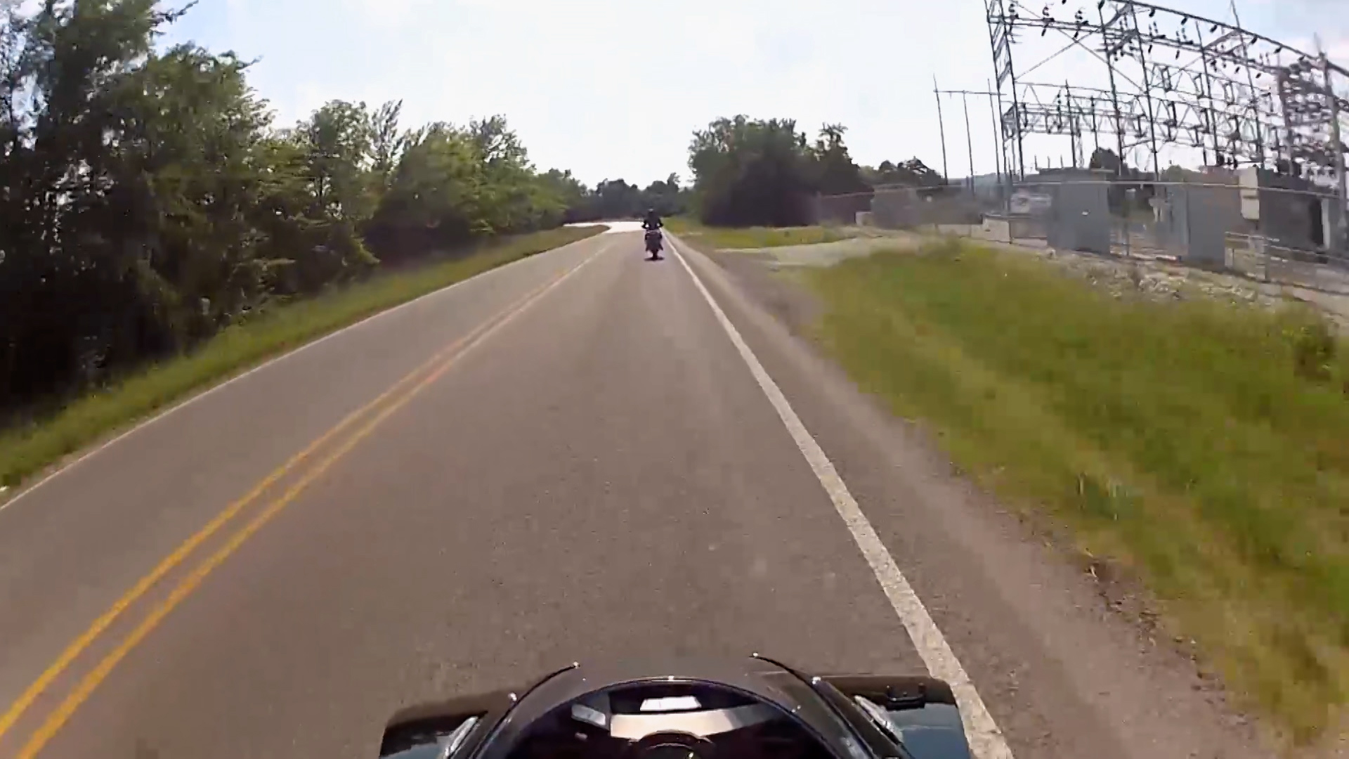 Angry neighbor calls police on bikers | Neighborhood Wars