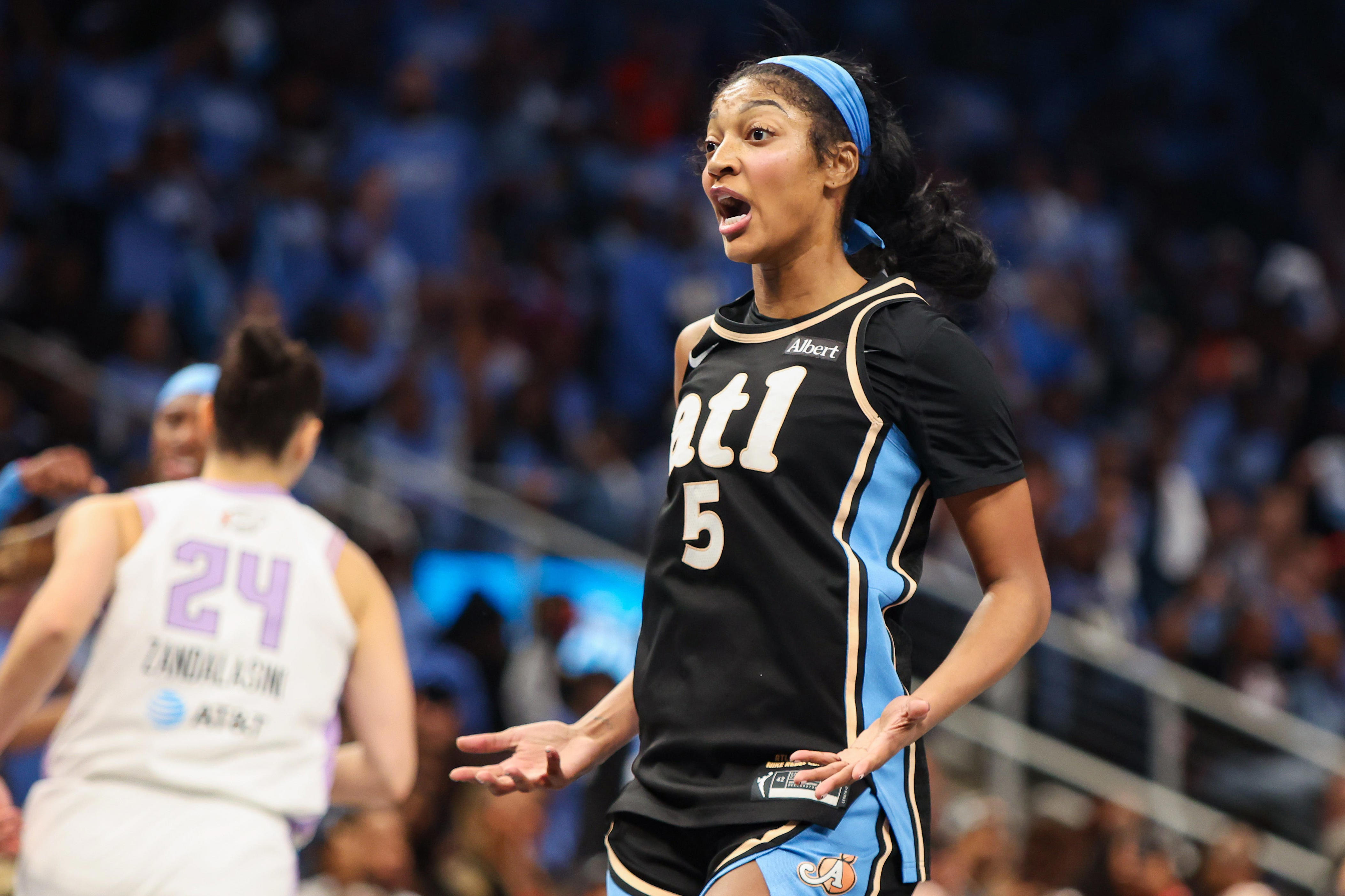 Angel Reese won't stop talking trash in WNBA Finals: 'Can't guard me'