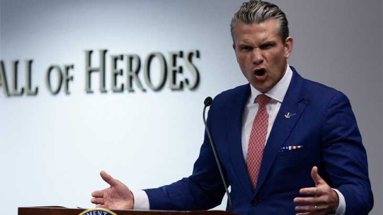Hegseth's Eisenhower globe blunder has Pentagon snickering: report