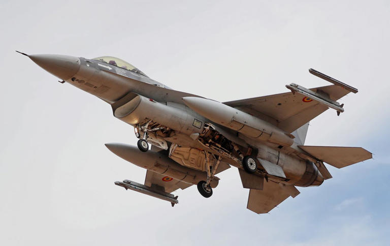 Lockheed Martin offers Ukraine its own version of F-16